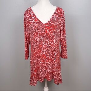 Clara Sun Woo coral/white floral 3/4 sleeve v-neck sharkbite hem blouse, large.